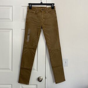 American Eagle NWT Men’s skinny denim khaki’s.